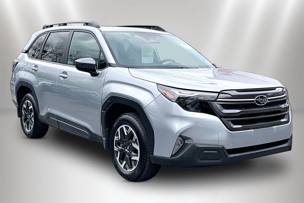 Certified 2026 Subaru Forester Premium AWD/4WD image 1