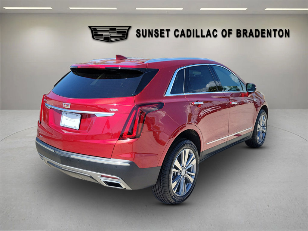 Certified 2025 Cadillac XT5 Premium Luxury w/ LPO, Floor Liner Package image 4