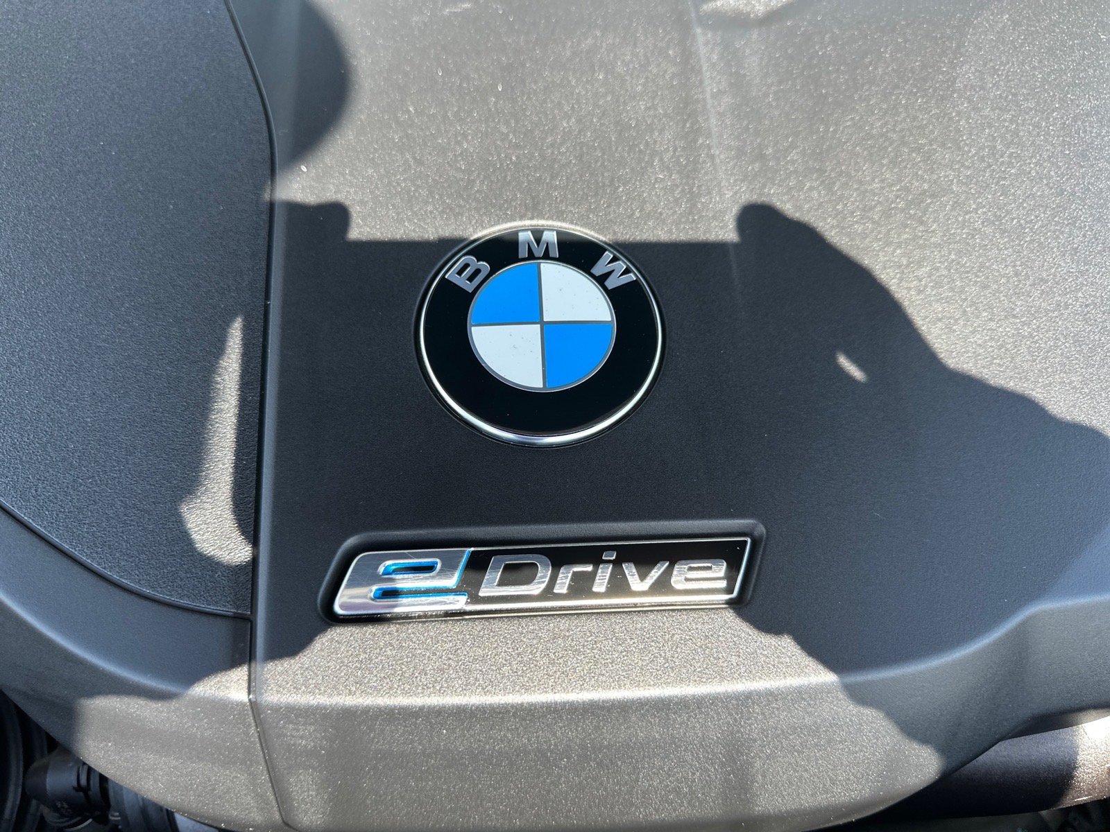Used 2020 BMW 745e xDrive AWD/4WD image 18