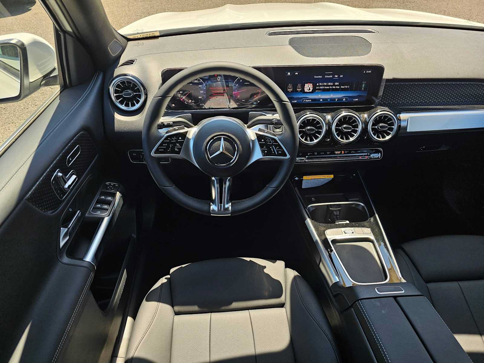 New 2026 Mercedes-Benz GLB 250 image 18