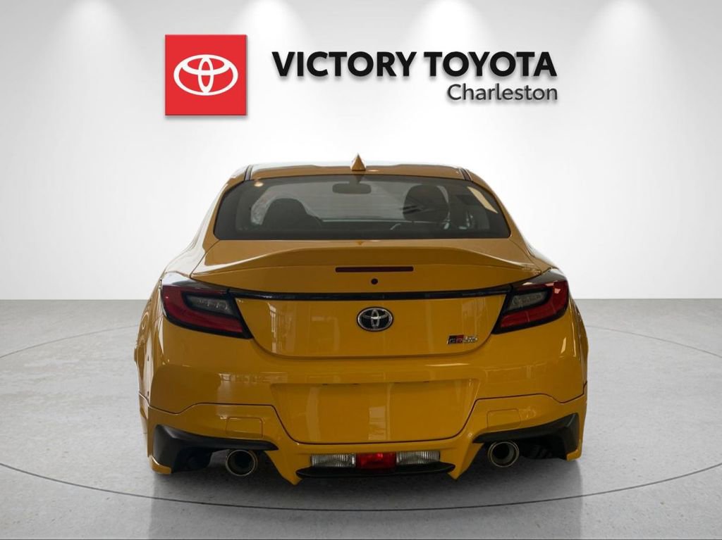New 2026 Toyota GR86 YUZU Limited image 4