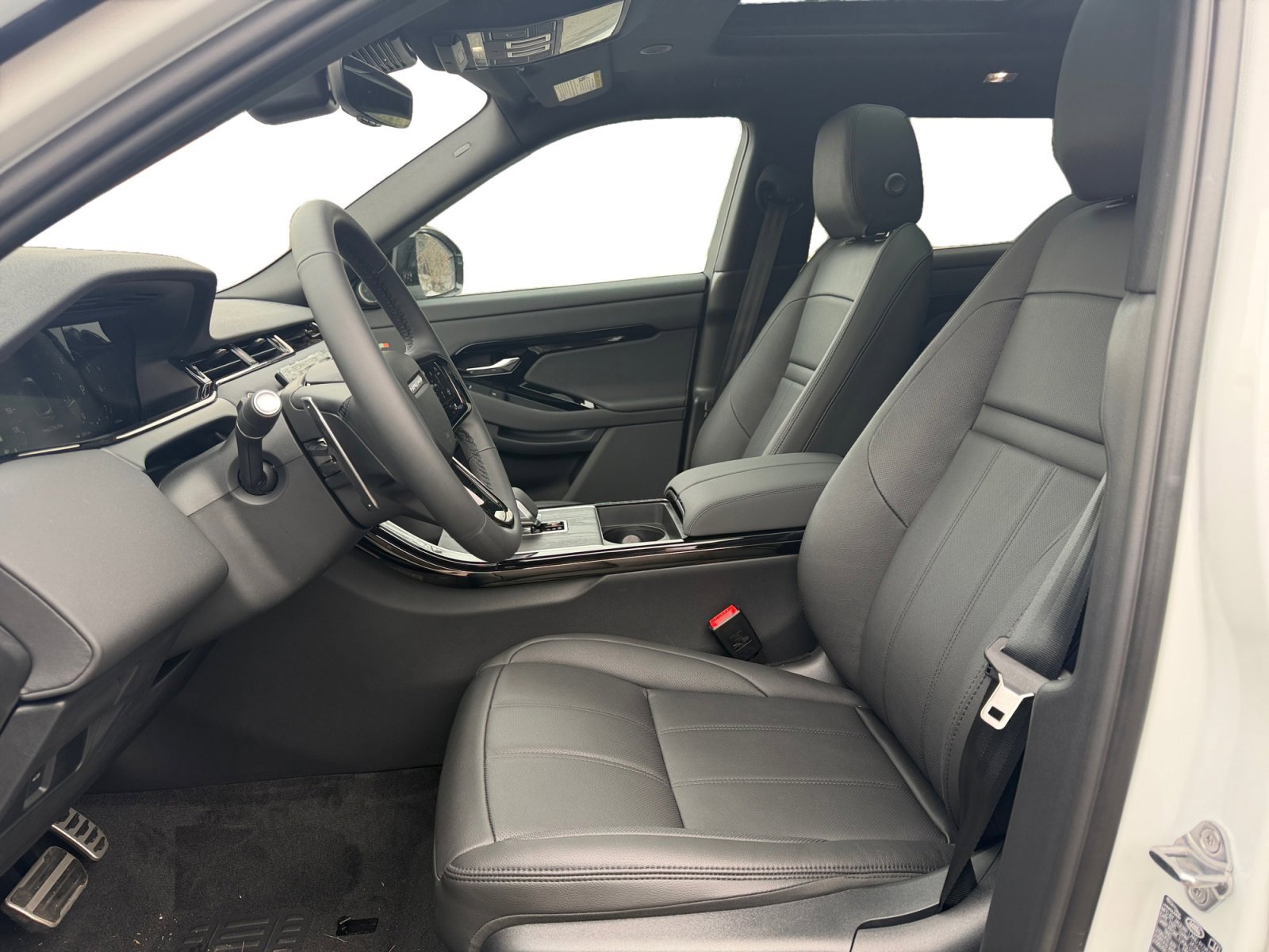 New 2026 Land Rover Range Rover Evoque Dynamic SE image 10