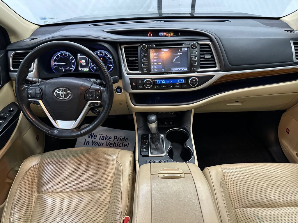 Used 2018 Toyota Highlander Limited Platinum AWD/4WD image 23