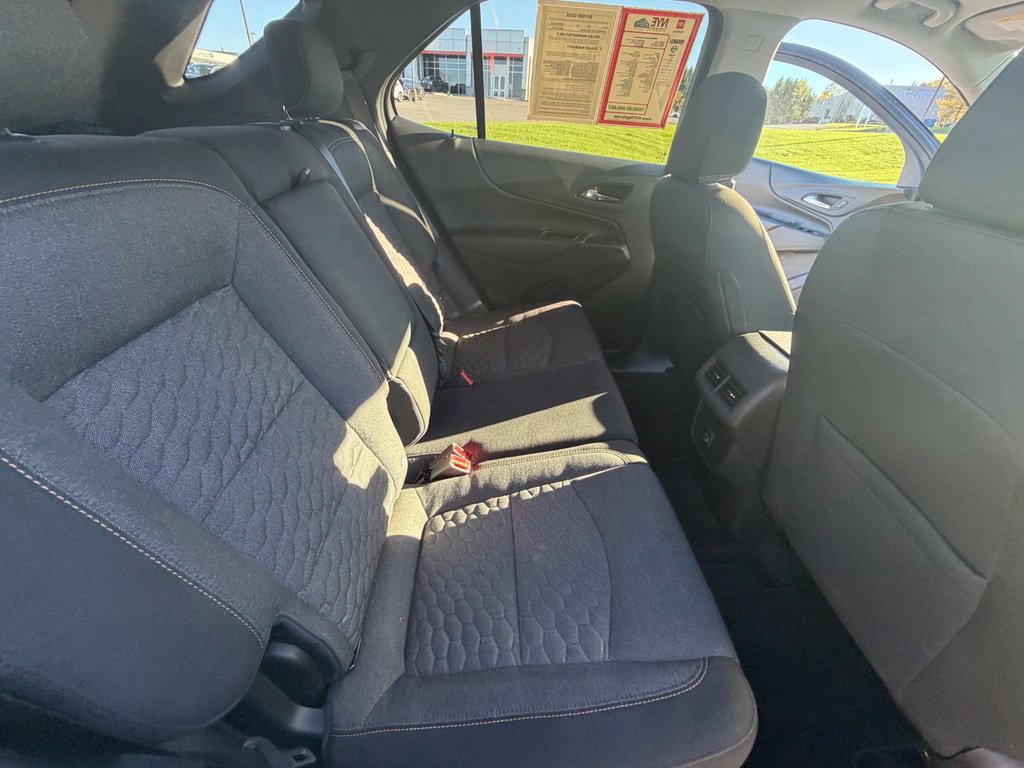 Used 2020 Chevrolet Equinox LT AWD/4WD image 38