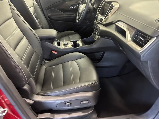 Used 2023 GMC Terrain Denali w/ Denali Premium Package AWD/4WD image 23