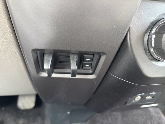 Used 2015 Ford F150 XLT w/ Trailer Tow Package AWD/4WD image 20