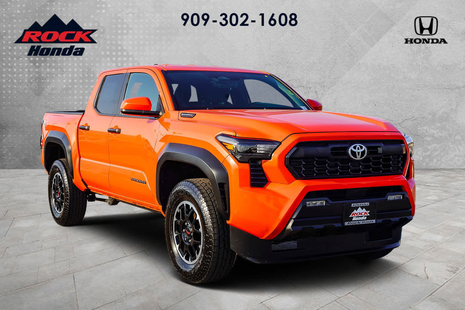 Used 2024 Toyota Tacoma TRD Off-Road image 3