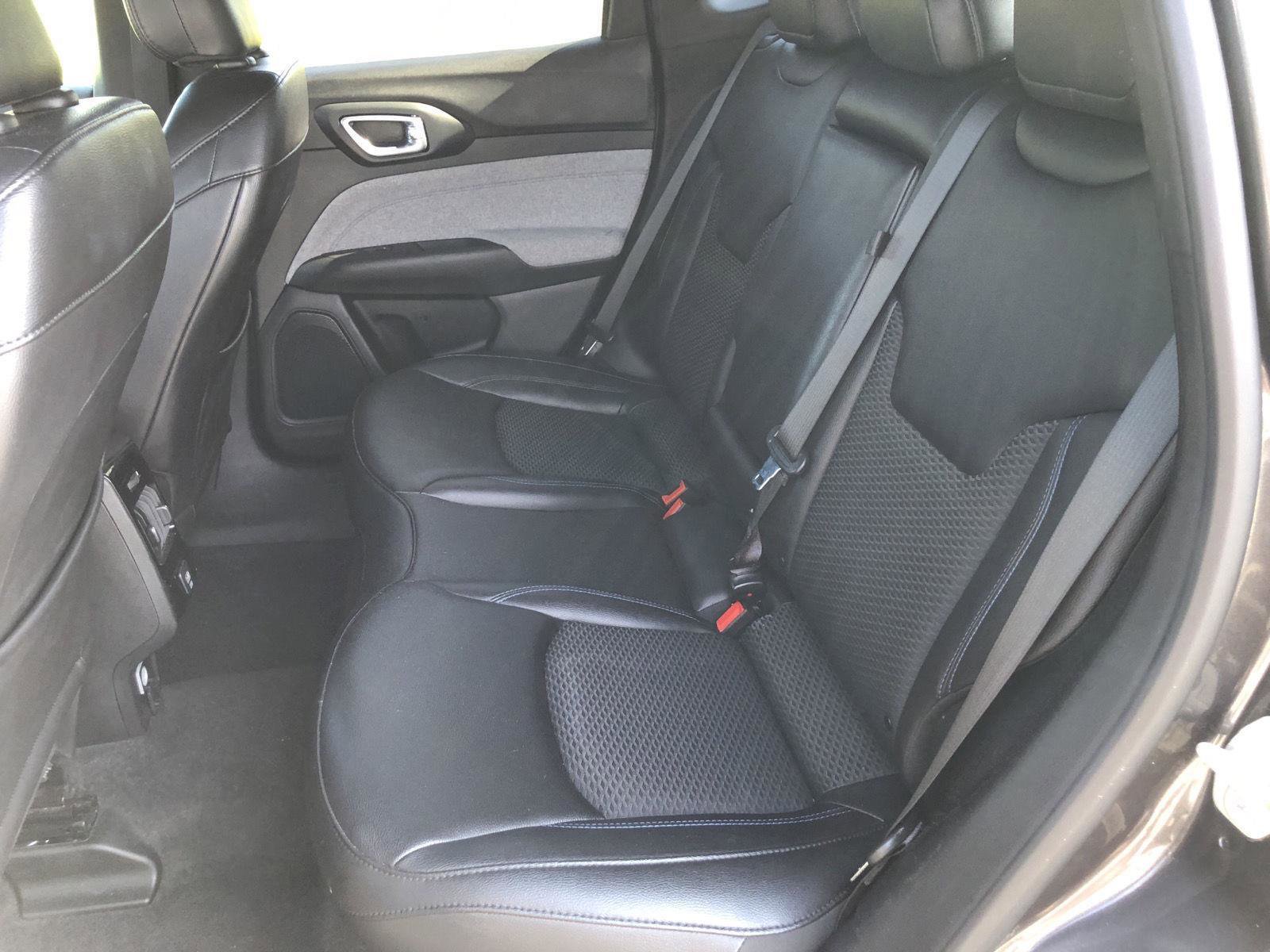 Certified 2024 Jeep Compass Latitude image 17