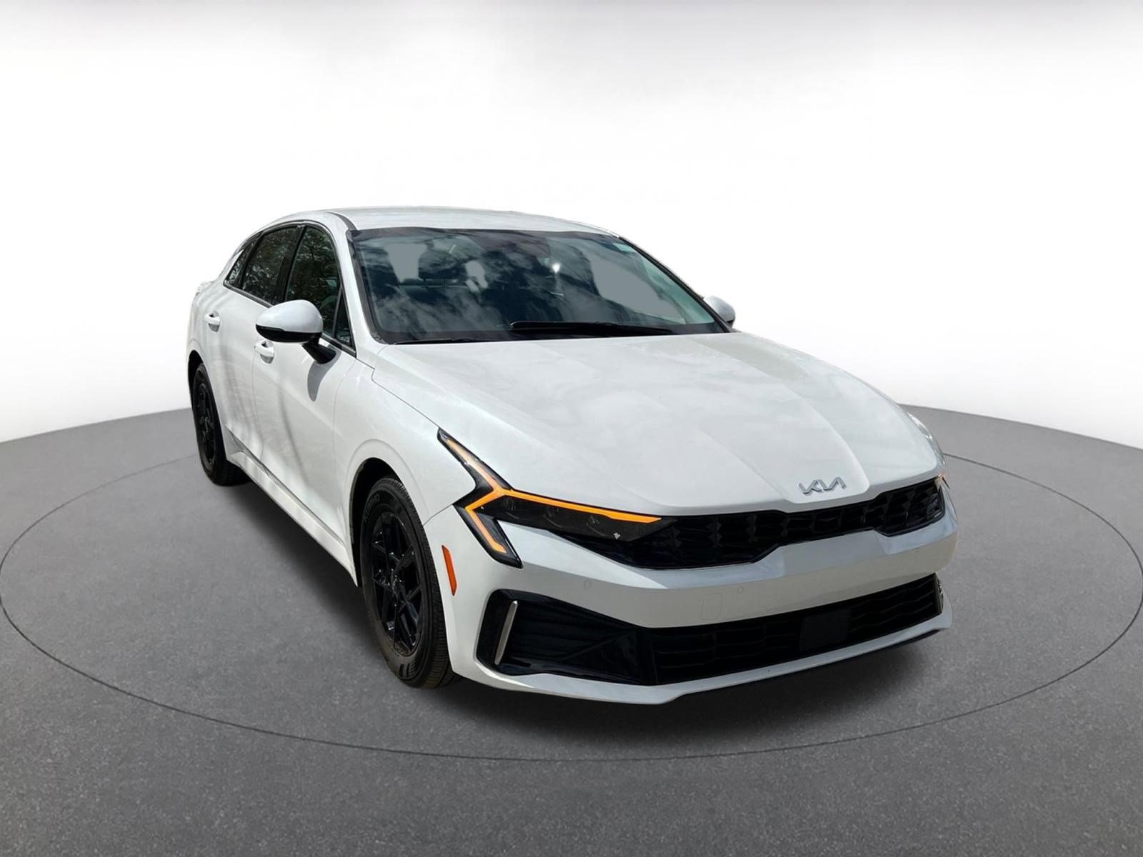 Used 2025 Kia K5 LXS image 1