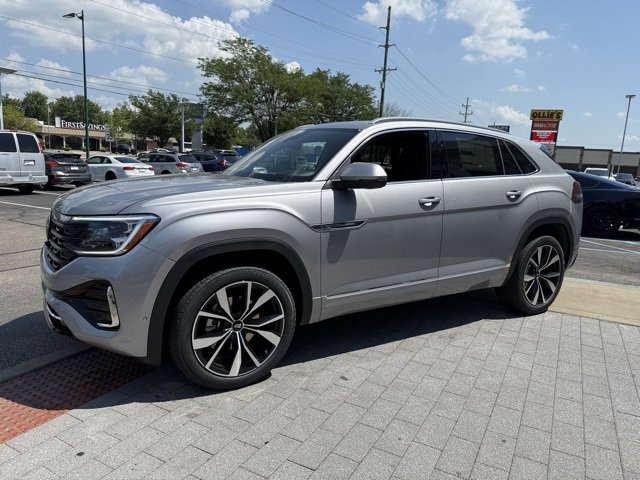 New 2025 Volkswagen Atlas Cross Sport SEL Premium R-Line image 3