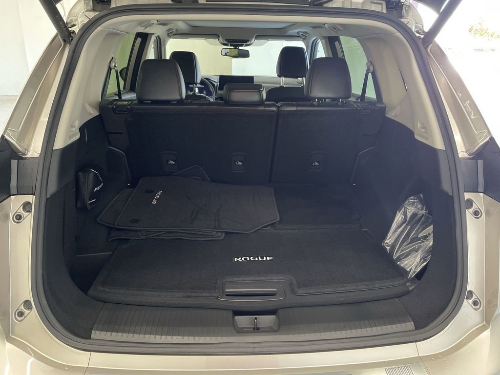 Certified 2024 Nissan Rogue SL w/ SL Premium Package image 15