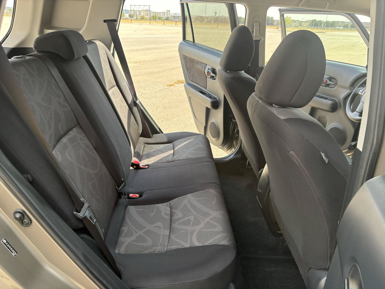 Used 2013 Scion xB FWD image 29