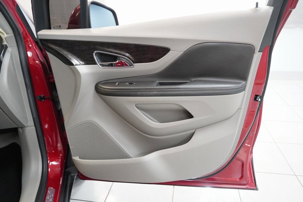 Used 2016 Buick Encore FWD image 29