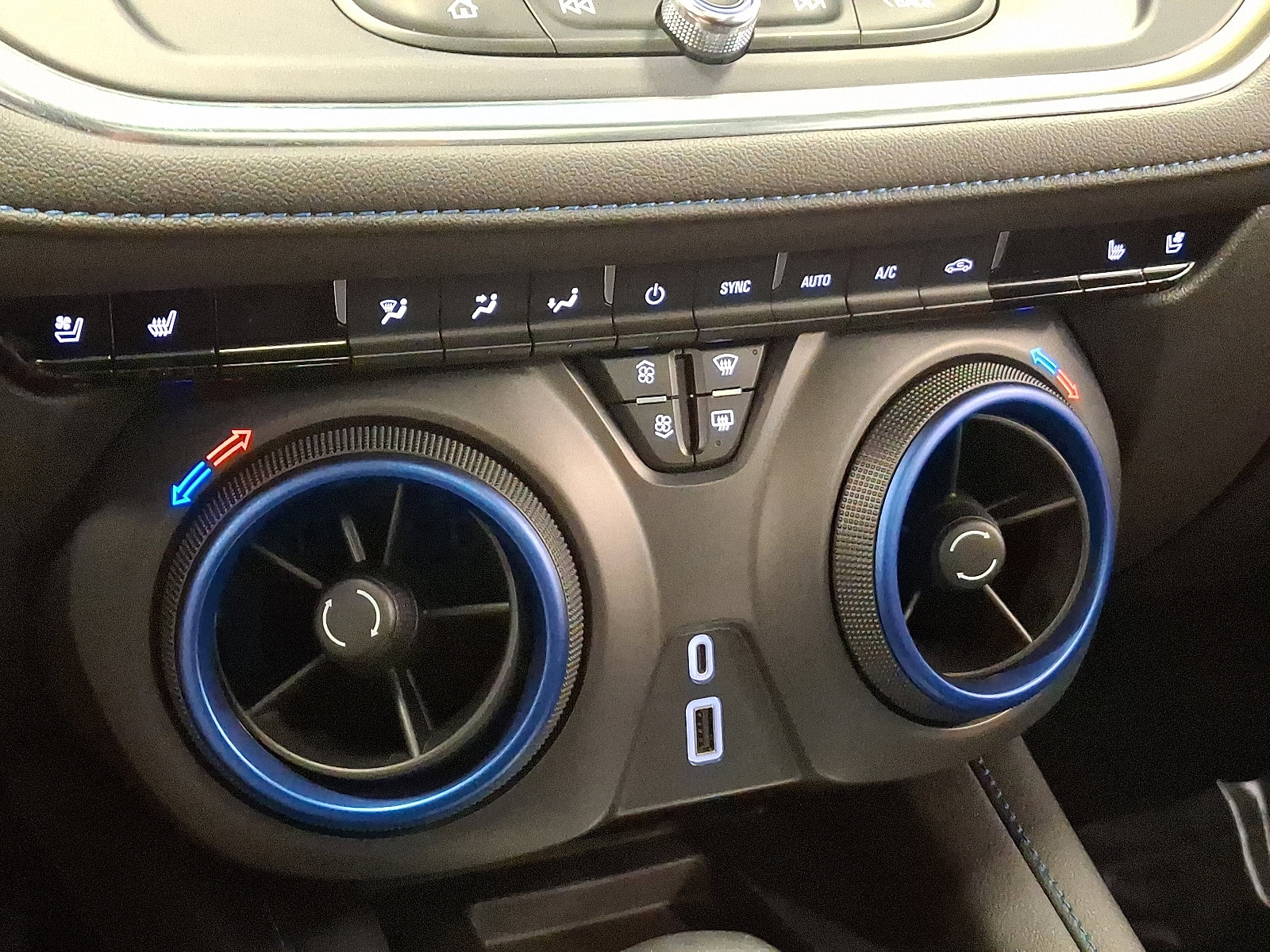 Certified 2023 Chevrolet Blazer RS w/ Enhanced Convenience Package image 15