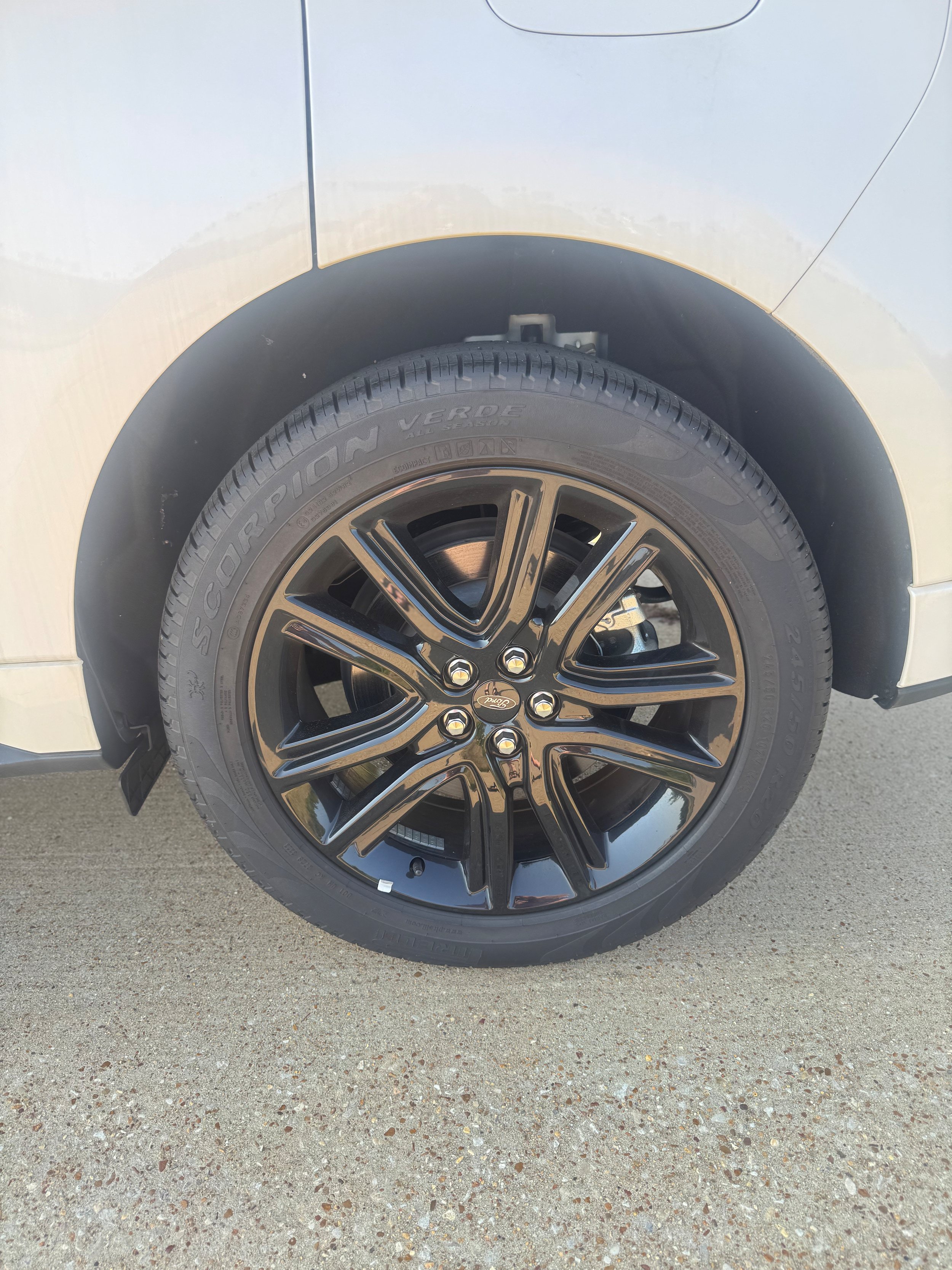New 2024 Ford Edge ST-Line AWD/4WD image 6