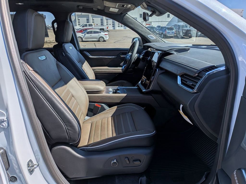 New 2026 GMC Acadia Denali Ultimate AWD/4WD image 26