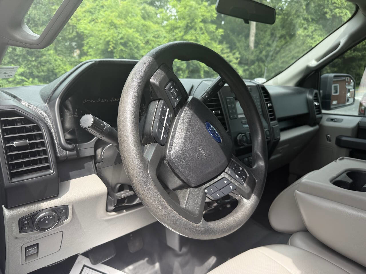 Used 2020 Ford F150 XL w/ Equipment Group 101A Mid image 4