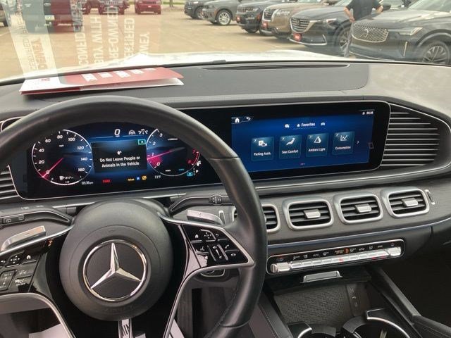 Used 2025 Mercedes-Benz GLS 450 4MATIC image 18