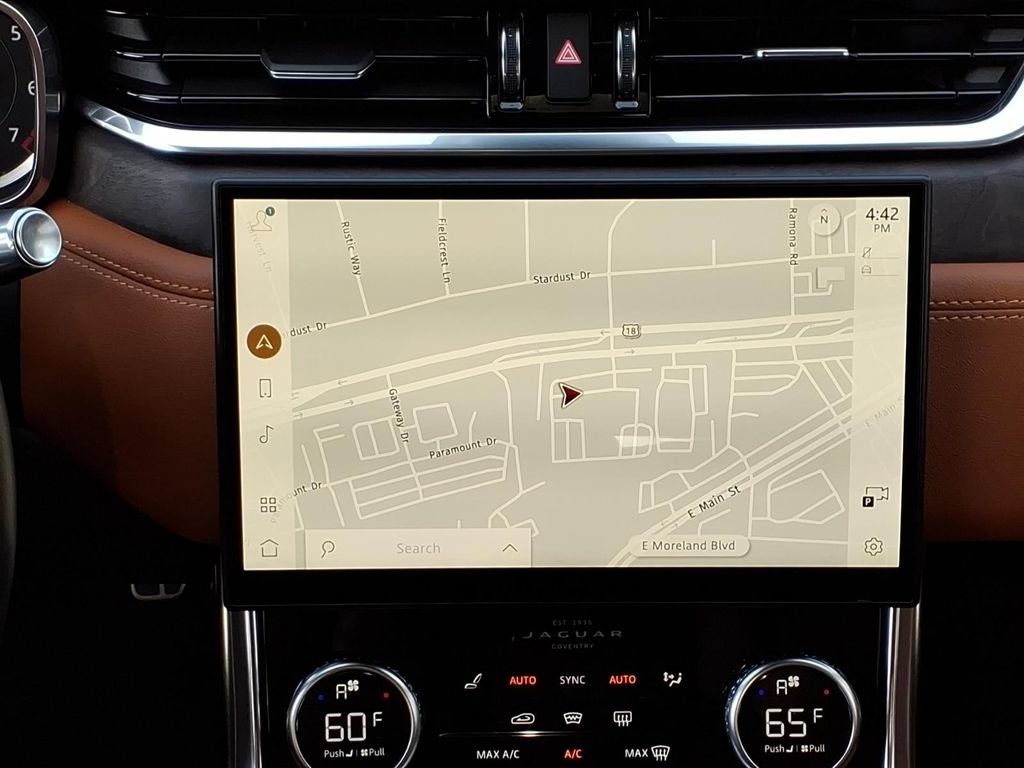 Used 2022 Jaguar XF R-Dynamic SE AWD/4WD image 18