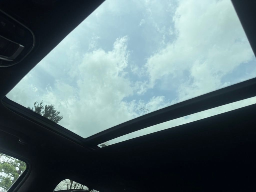 Used 2022 Jeep Grand Wagoneer Series II image 3