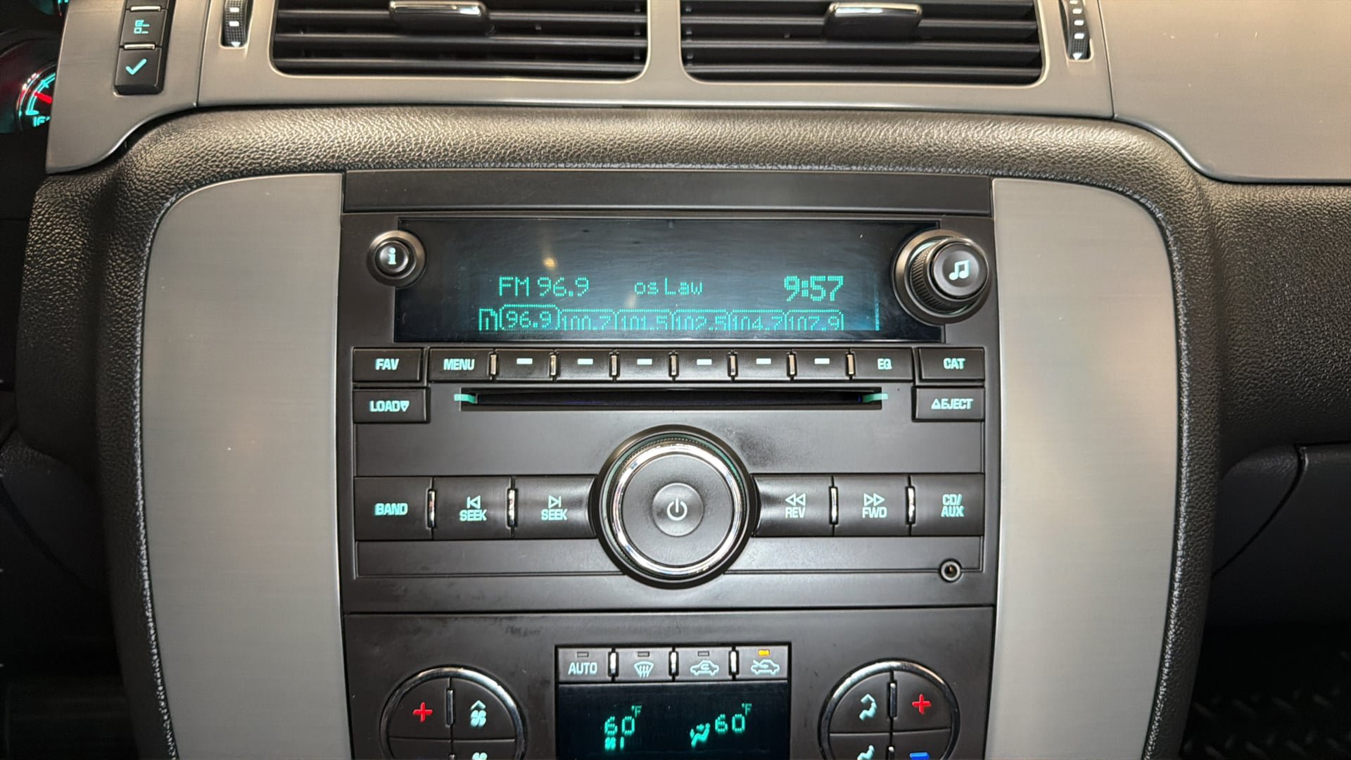 Used 2012 Chevrolet Silverado 2500 LTZ w/ LTZ Plus Package AWD/4WD image 25