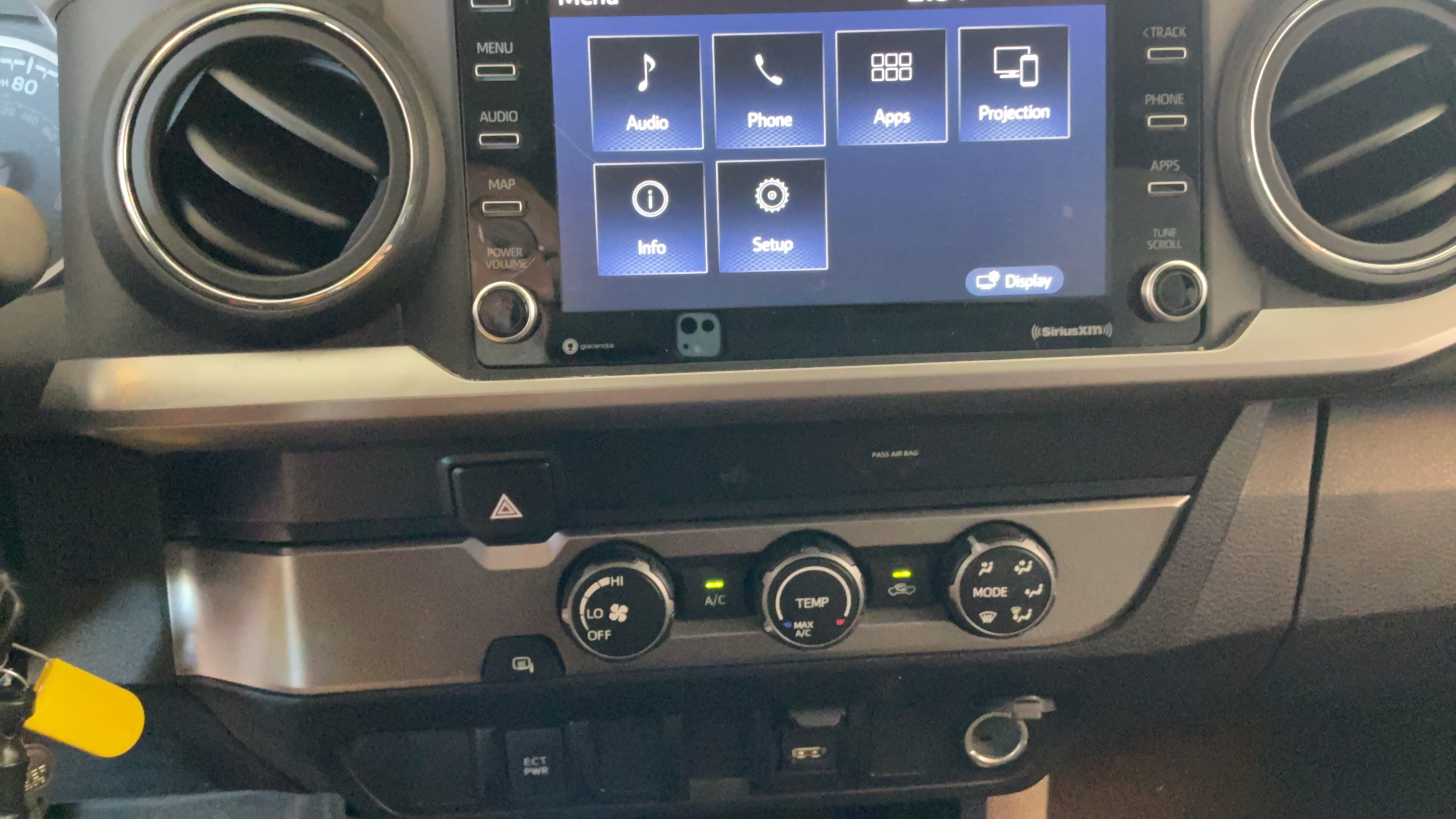 Used 2021 Toyota Tacoma SR5 RWD image 17