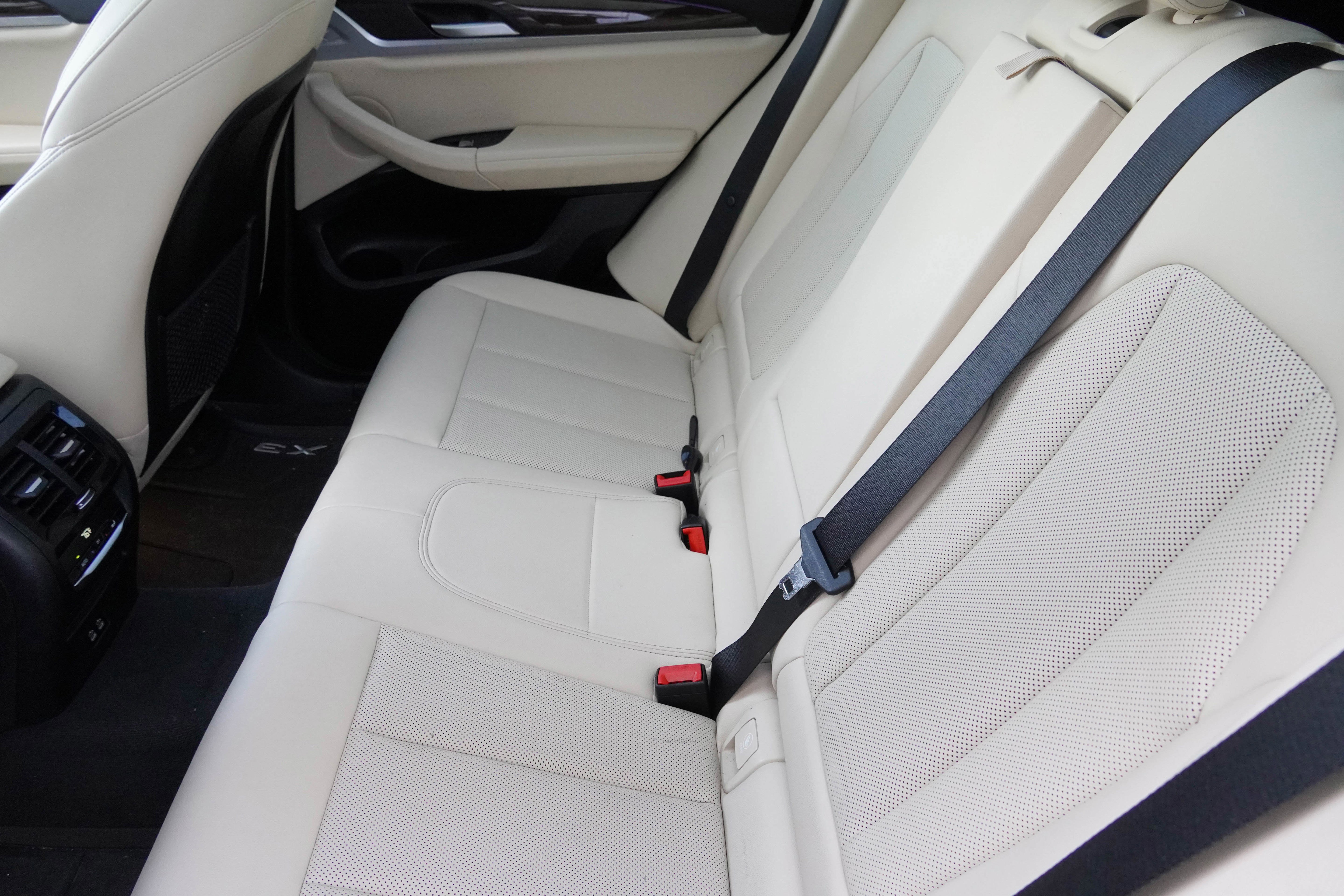 Certified 2023 BMW X3 xDrive30i w/ Premium Package image 37