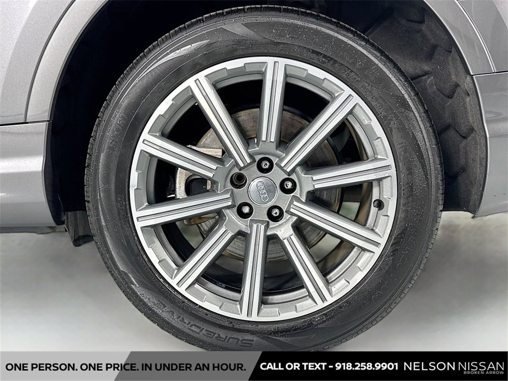 Used 2018 Audi Q7 3.0T Prestige image 33