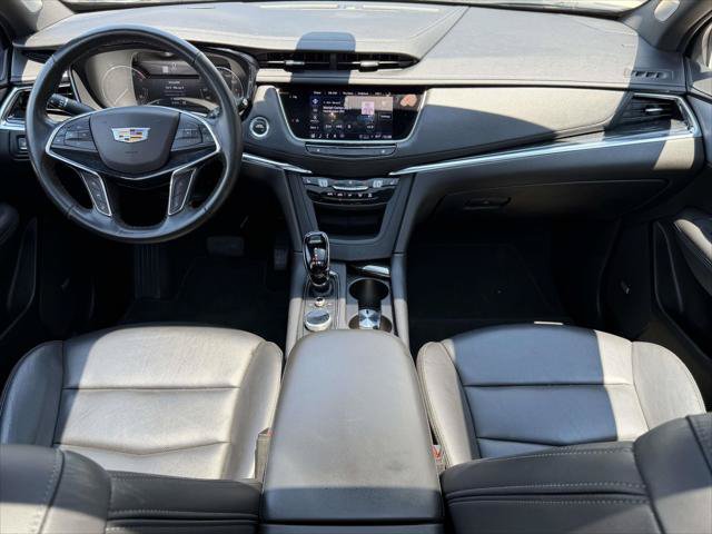 Used 2023 Cadillac XT5 Premium Luxury AWD/4WD image 16