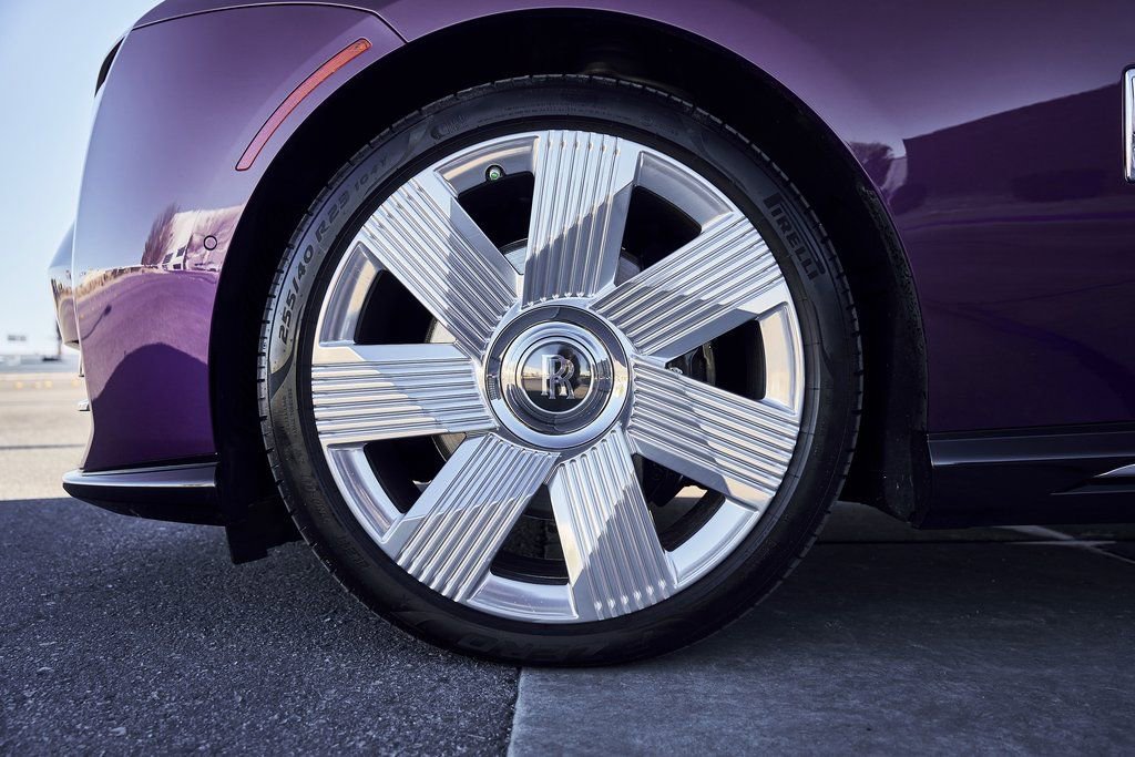 Used 2024 Rolls-Royce Spectre w/ Spectre Launch Package image 3