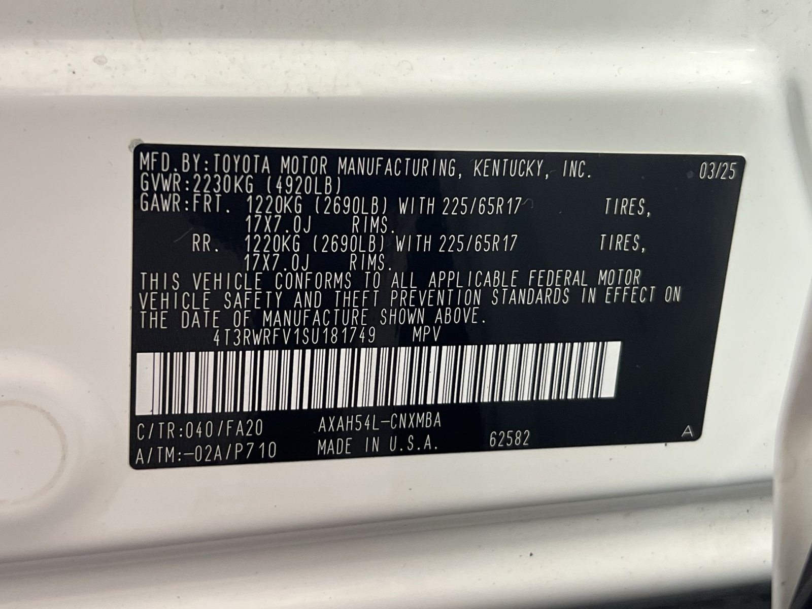 Used 2025 Toyota RAV4 XLE AWD/4WD image 31
