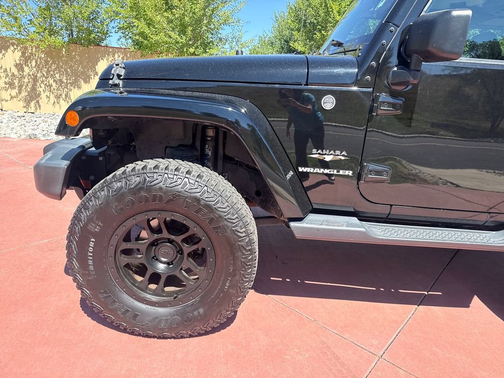 Used 2017 Jeep Wrangler Sahara AWD/4WD image 29