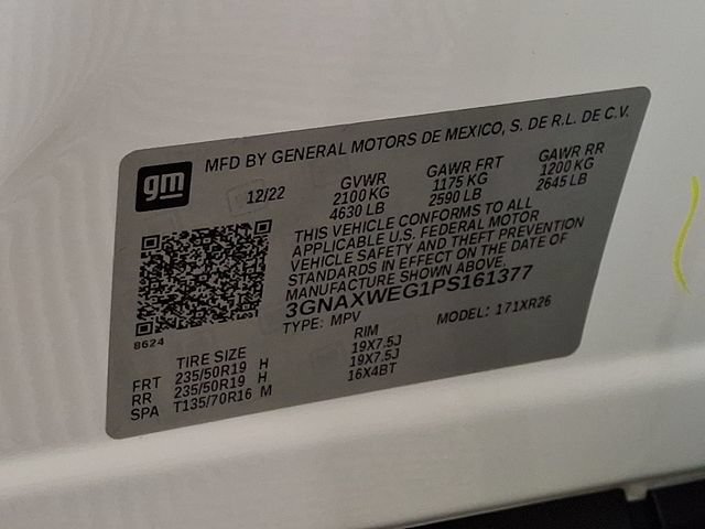 Used 2023 Chevrolet Equinox RS AWD/4WD image 28
