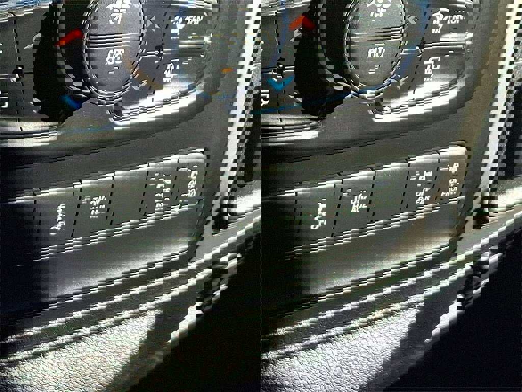 Used 2017 RAM 1500 Big Horn image 25