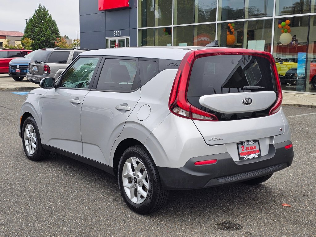 Used 2021 Kia Soul S FWD image 7