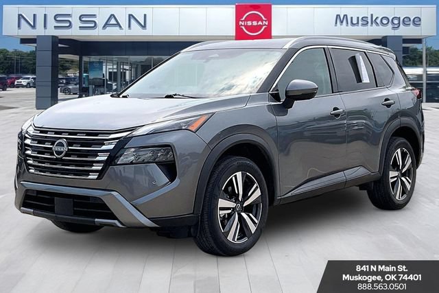 Used 2026 Nissan Rogue SL FWD image 3