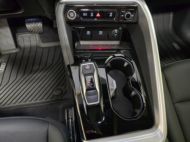 Used 2025 Audi Q5 Premium Plus w/ Premium Plus AWD/4WD image 24