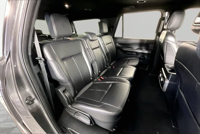 Used 2021 Ford Expedition Max XLT RWD image 24