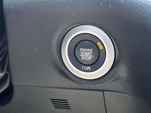 Used 2020 Chrysler Pacifica Touring-L w/ Advanced Safetytec Group image 34