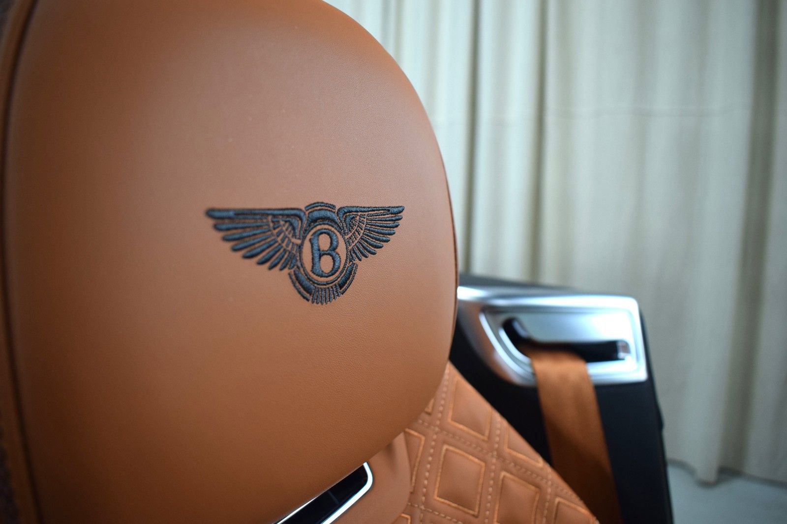 Certified 2023 Bentley Continental GT Azure image 38