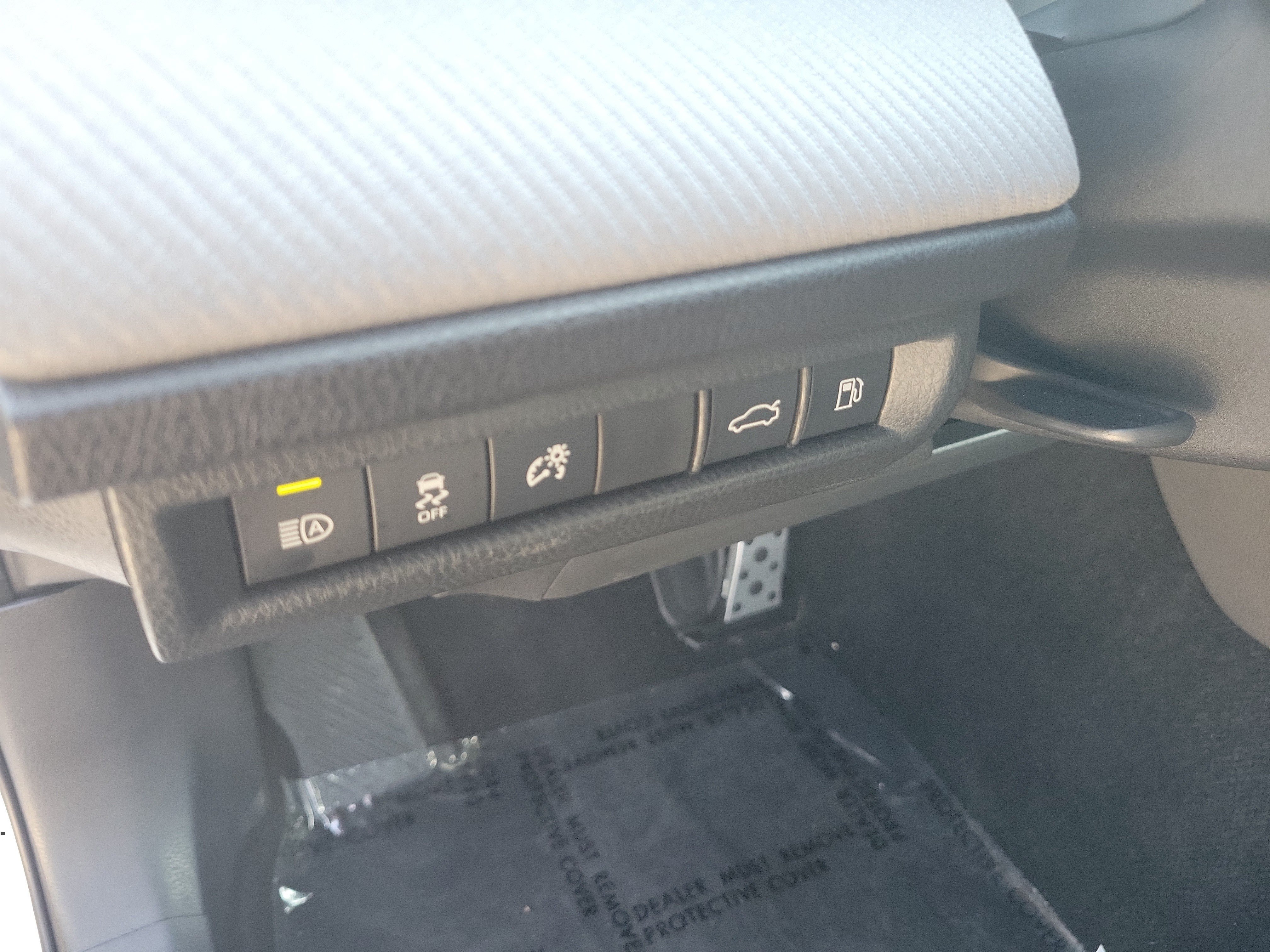 Certified 2025 Toyota Camry SE FWD image 24