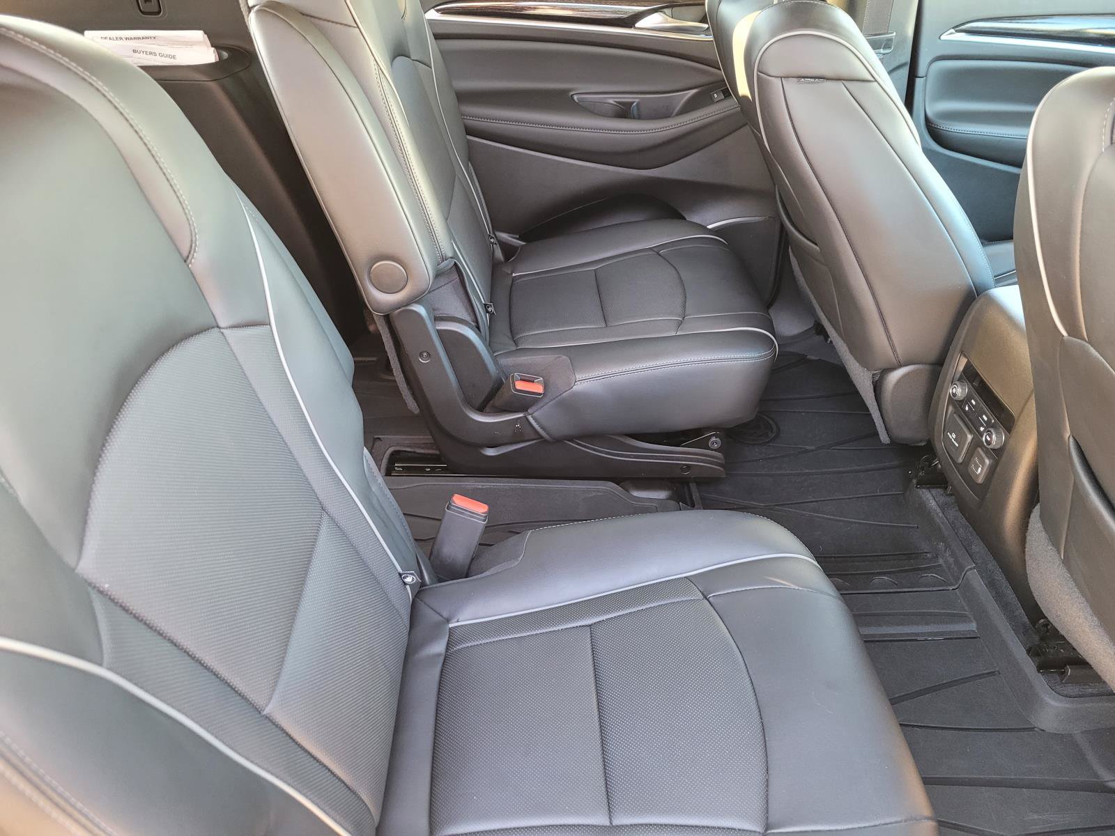 Used 2021 Buick Enclave Avenir w/ Avenir Technology Package FWD image 13