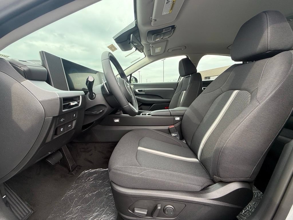 Certified 2026 Hyundai Sonata SEL FWD image 21