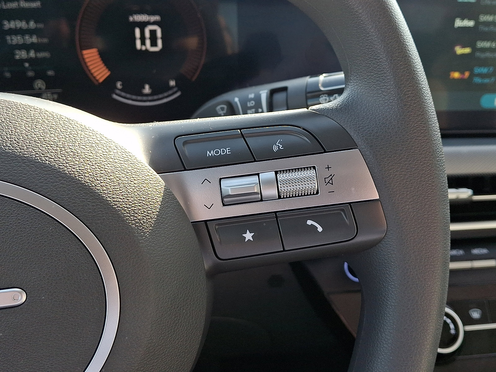 Certified 2025 Hyundai Sonata SE image 20