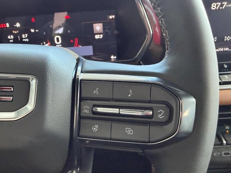 New 2026 GMC Canyon AT4 w/ Nightfall Edition AWD/4WD image 11