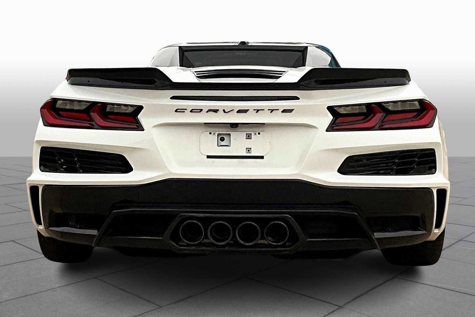 Used 2023 Chevrolet Corvette Z06 w/ Stealth Interior Trim Package image 5