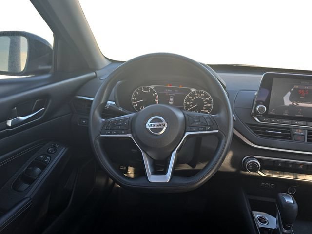 Used 2019 Nissan Altima 2.5 S FWD image 14