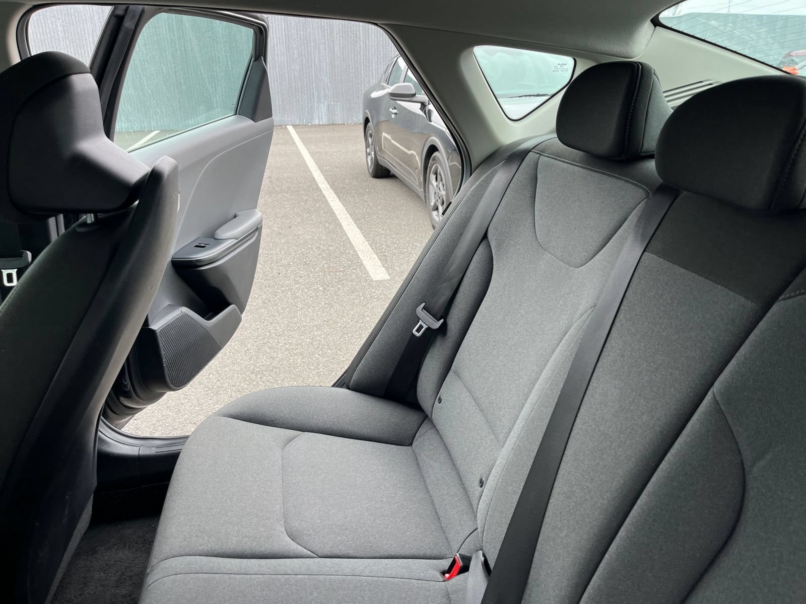 Used 2025 Kia K4 FWD image 38