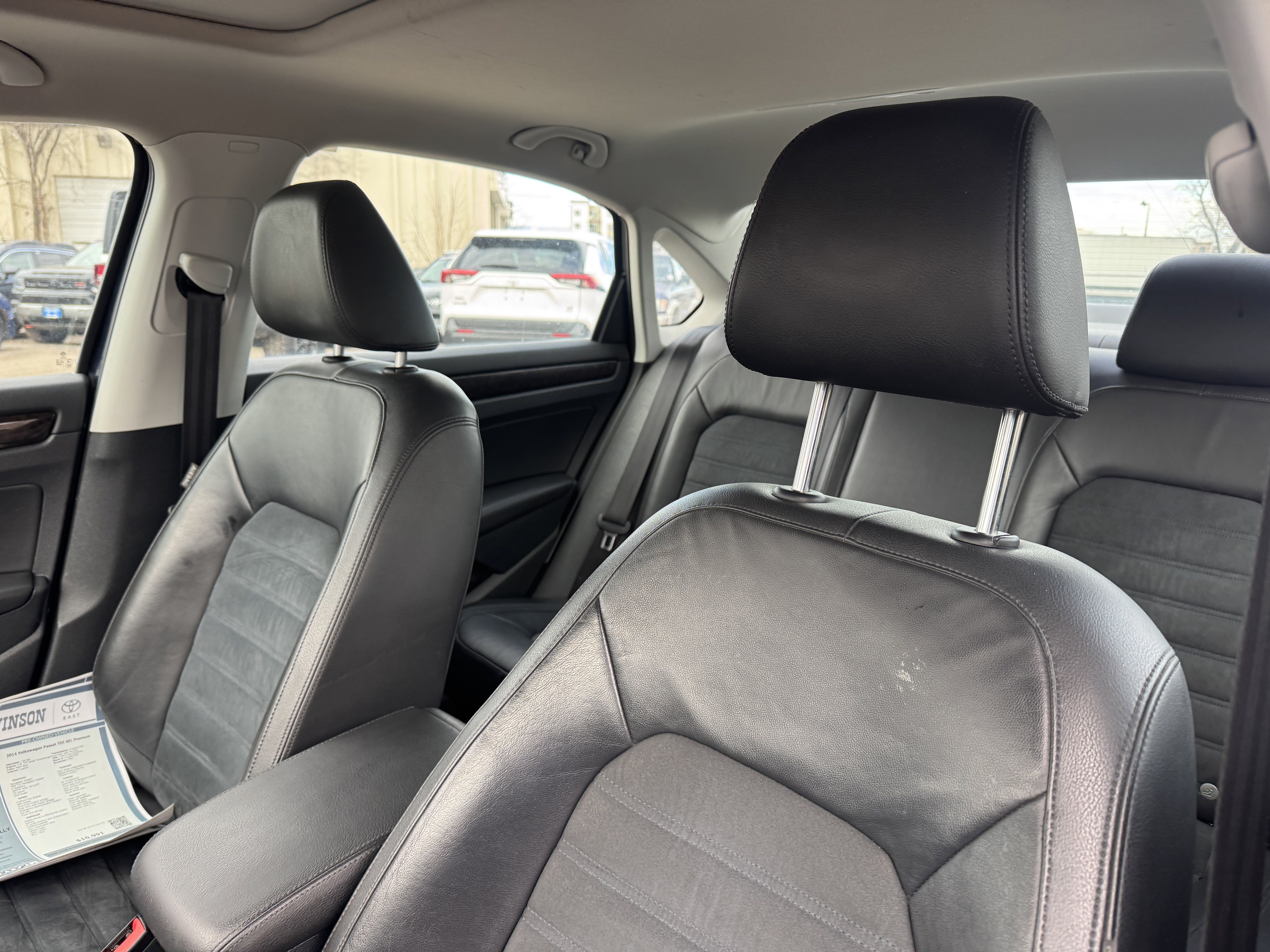 Used 2014 Volkswagen Passat TDI SEL Premium image 15