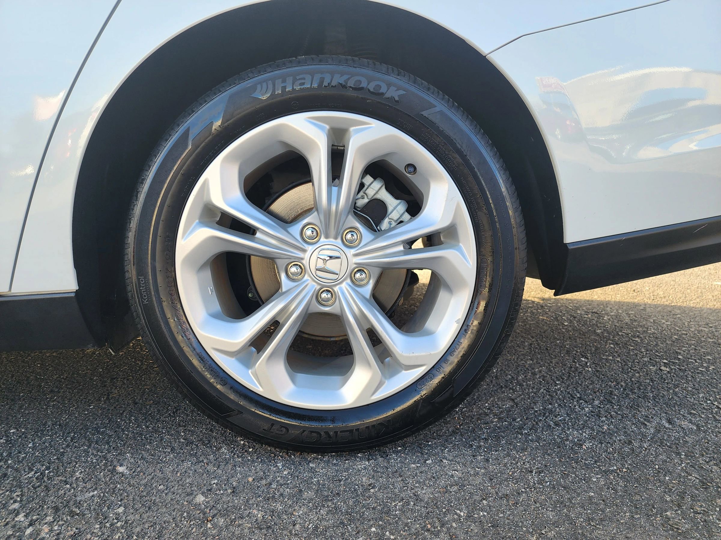 Used 2023 Honda Accord LX image 19